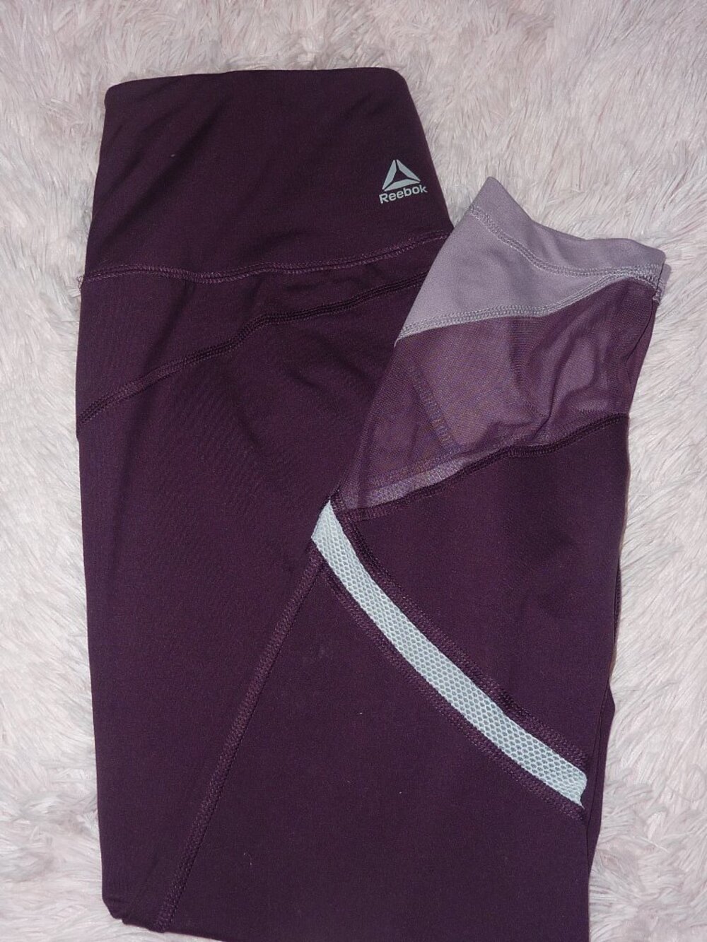 Mint Condition Reebok Cropped Ankle Active Wear Legging Pants Size Medium